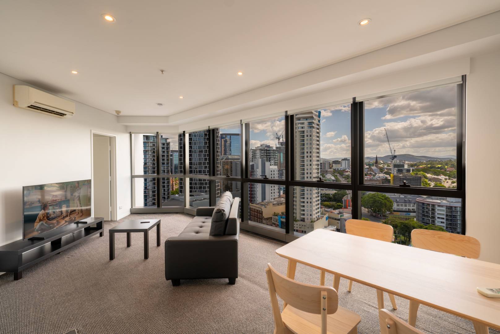 CosyEasy repairs service for rental apartments